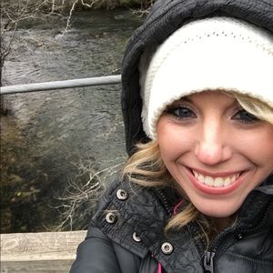 Meet your Posher, Haley